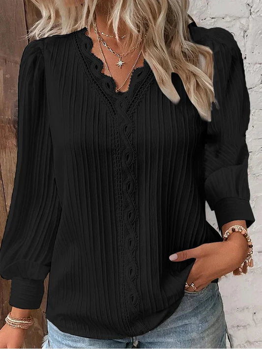 Elegant Chiffon Blouse with Lace Details for Effortless Style