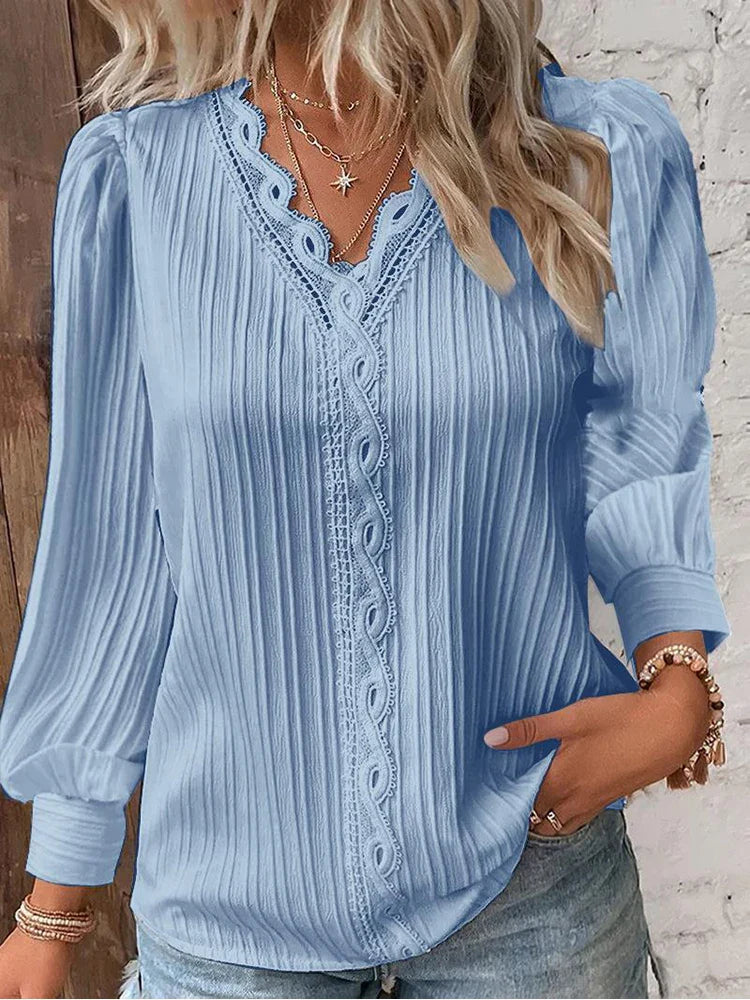 Elegant Chiffon Blouse with Lace Details for Effortless Style