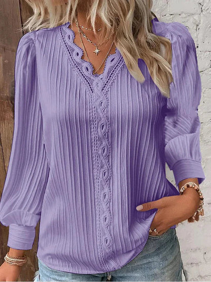 Elegant Chiffon Blouse with Lace Details for Effortless Style