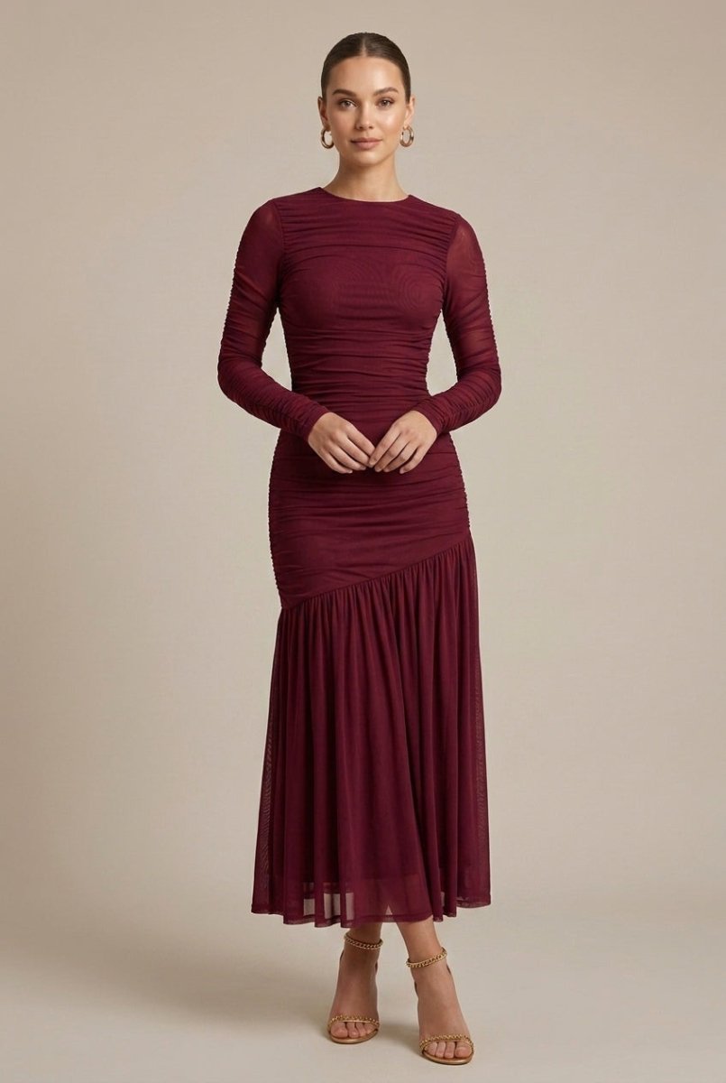 Elegant Collection | Women's Maxi Dress with Ruched Design | Flattering Silhouette for Casual and Evening Wear