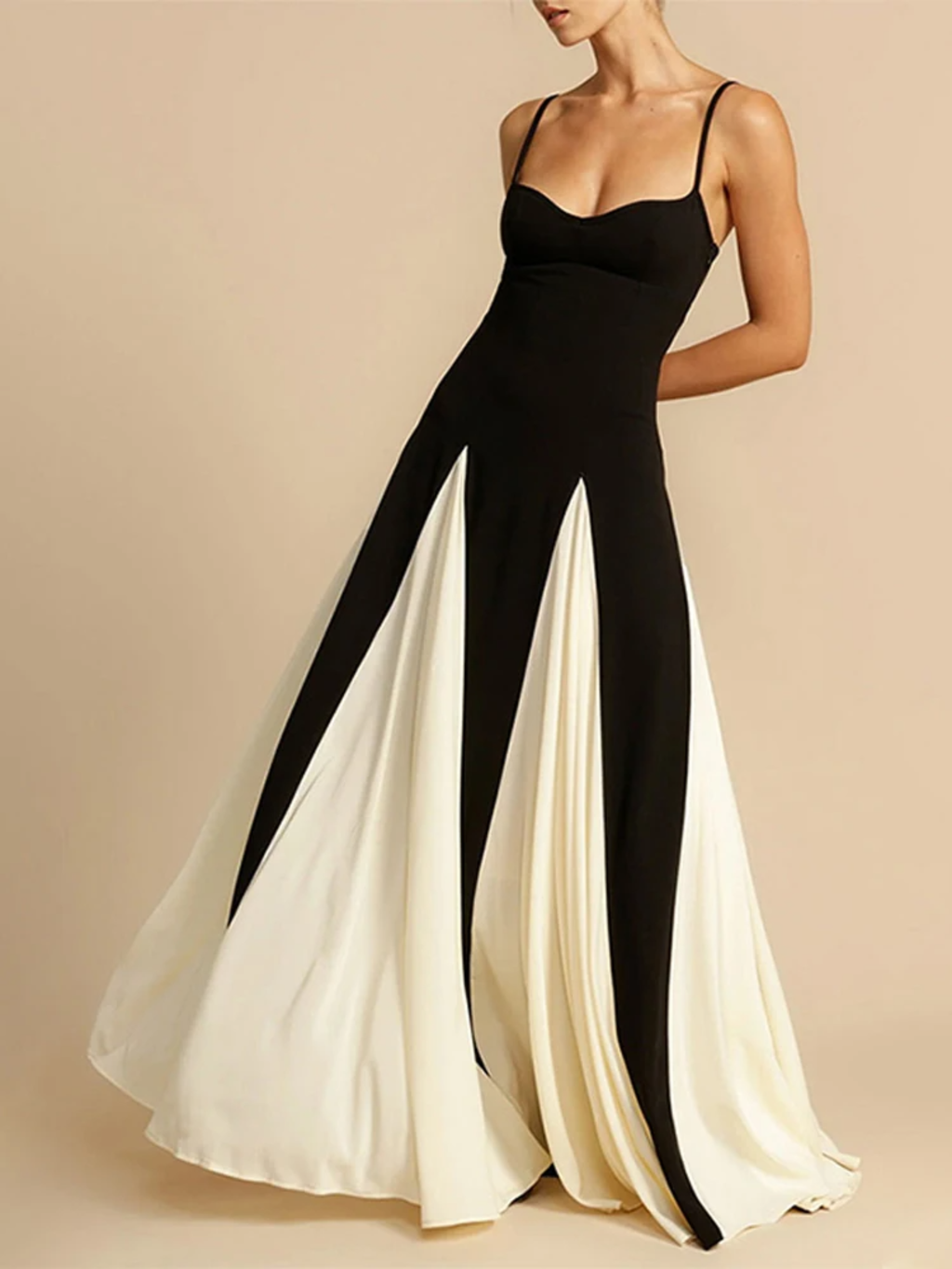 Elegant Flared Maxi Dress | Two-Tone Design for Stunning Occasions