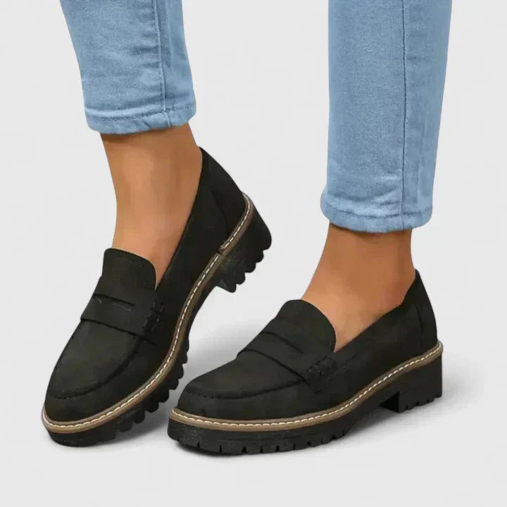 Strideway™ Orthopedic Loafers – Cushioned Arch Support Slip-On Shoes for Women