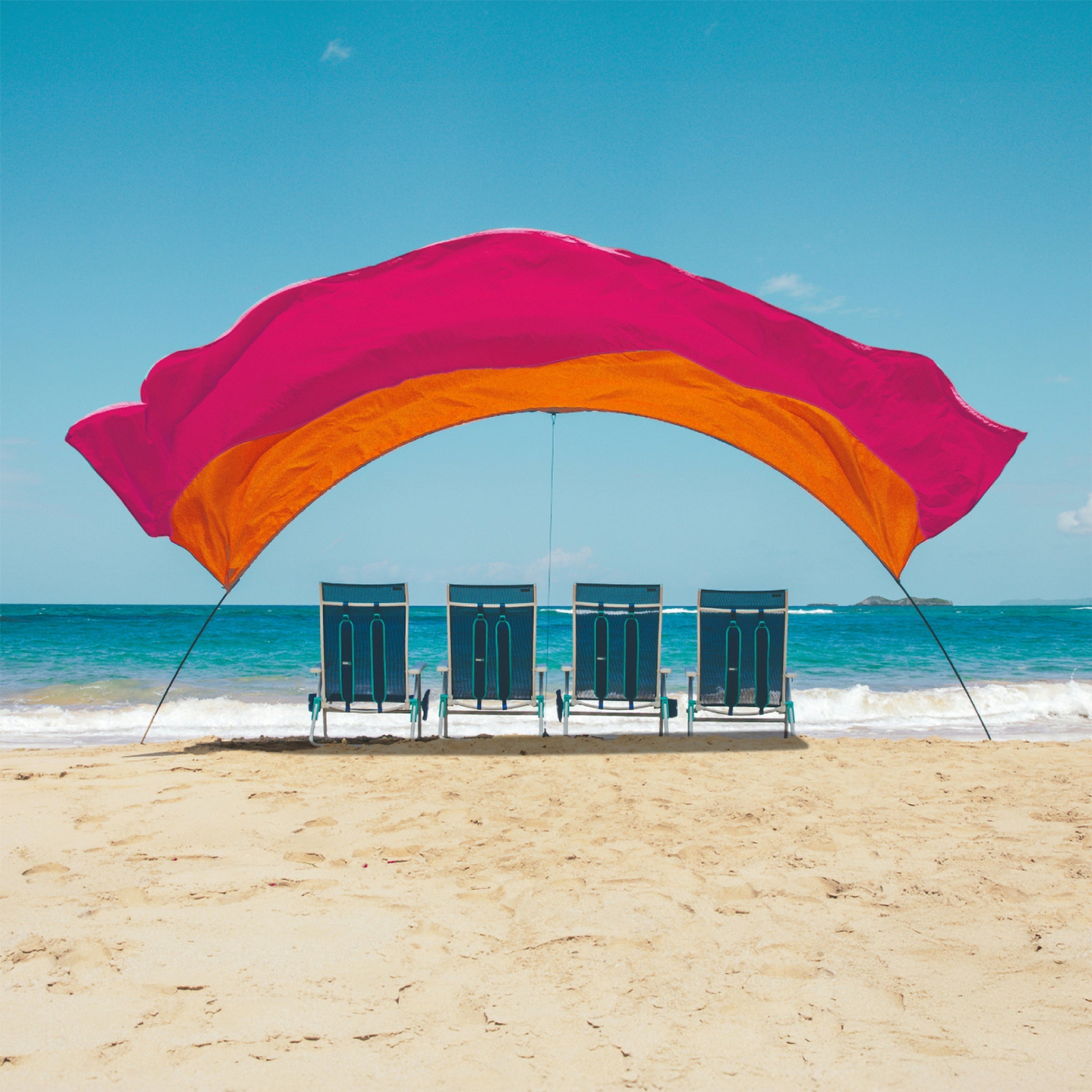 WindHush™ Lightweight Beach Canopy — Wind-Stable, Noise-Reducing Shade