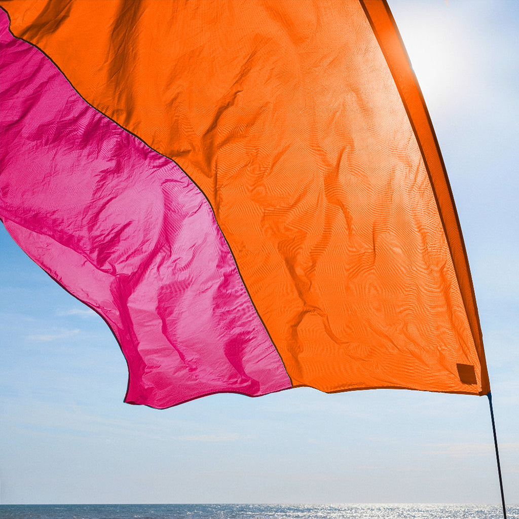 WindHush™ Lightweight Beach Canopy — Wind-Stable, Noise-Reducing Shade