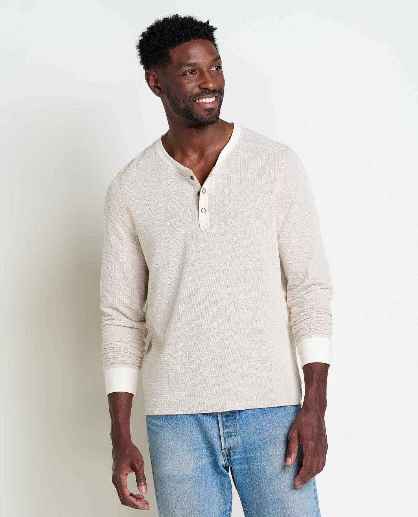 Men's Knit Henley Shirt – Lightweight Textured Casual Henley Top for Everyday & Layering WearMen's Knit Henley Shirt – Lightweight Textured Casual Henley Top for Everyday & Layering Wear