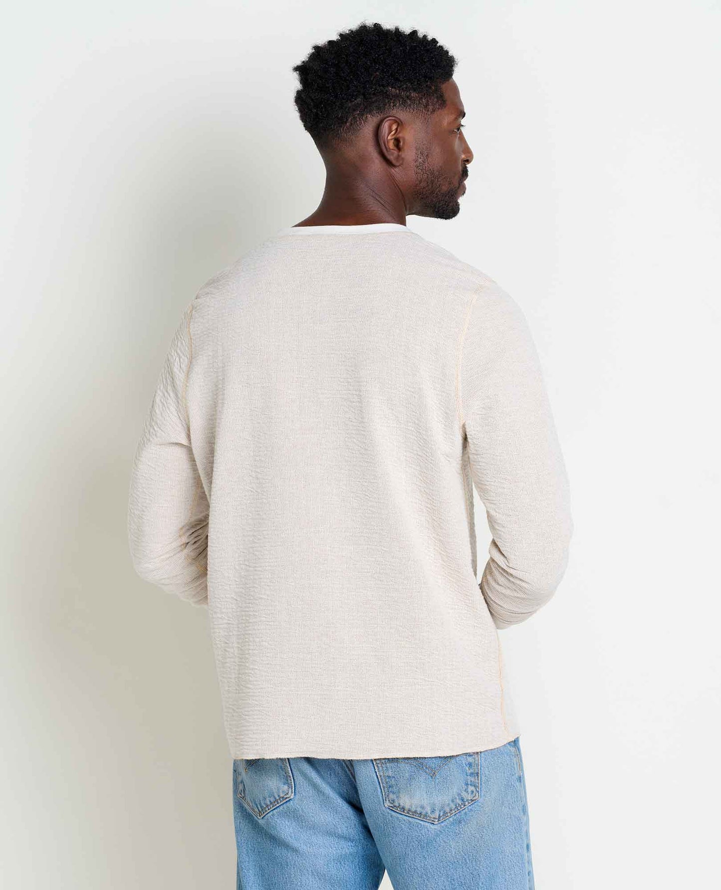 Men's Knit Henley Shirt – Lightweight Textured Casual Henley Top for Everyday & Layering WearMen's Knit Henley Shirt – Lightweight Textured Casual Henley Top for Everyday & Layering Wear