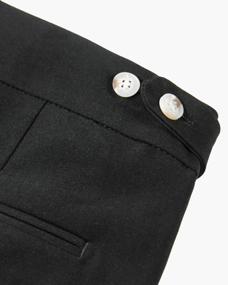Men's Pleated Tailored Shorts – Knee Length Smart Casual Shorts with Waist Buckle Detail & Front Pleats