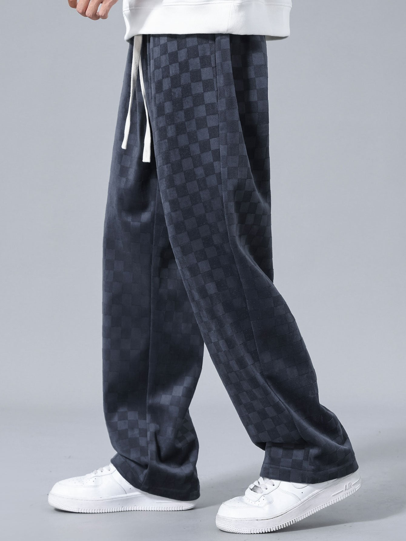Stylish Checkerboard Straight Leg Pants with Comfortable Fit for Everyday Wear