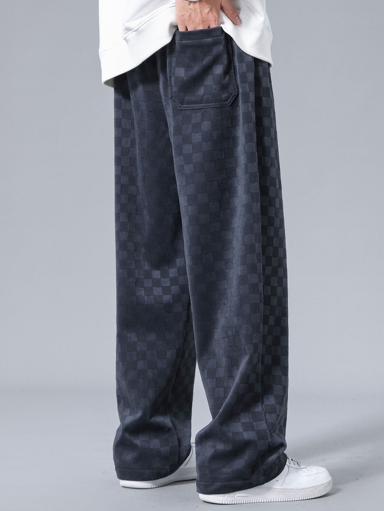 Stylish Checkerboard Straight Leg Pants with Comfortable Fit for Everyday Wear