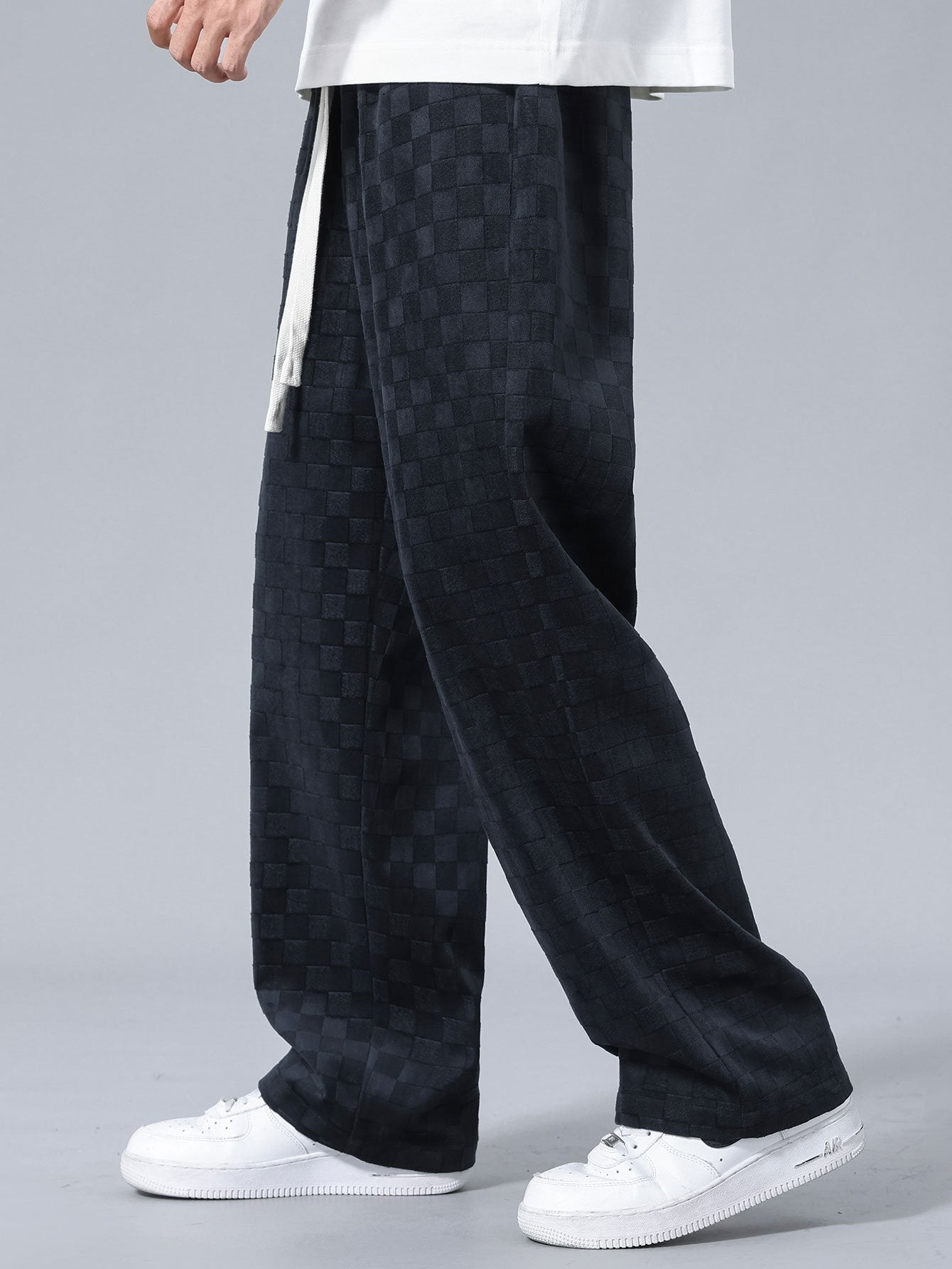 Stylish Checkerboard Straight Leg Pants with Comfortable Fit for Everyday Wear