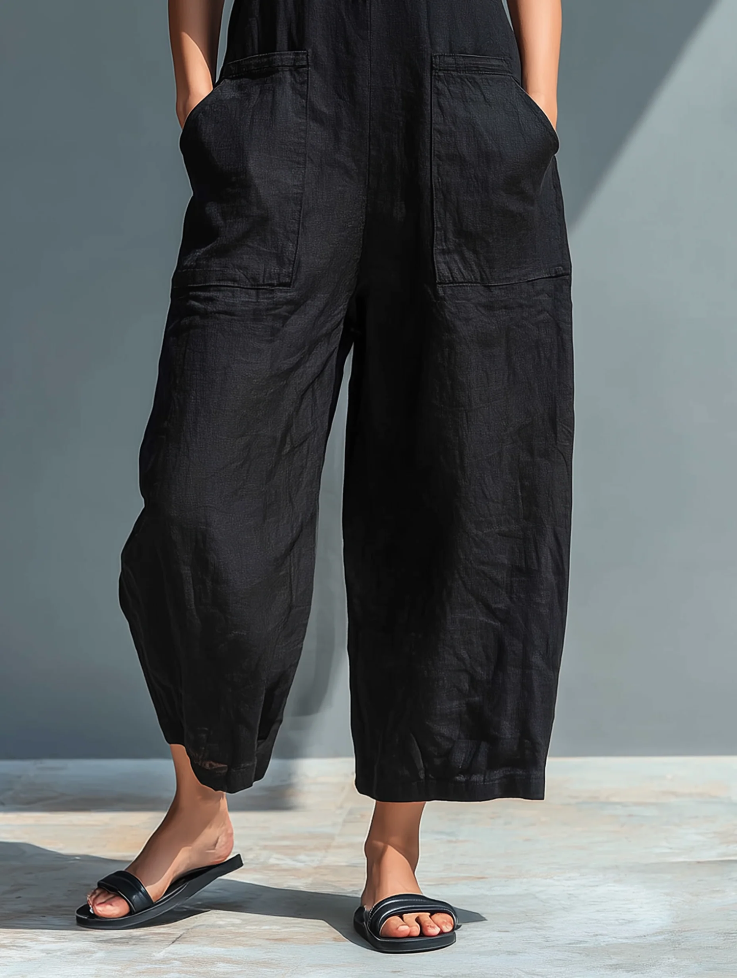 Versatile | Women's Jumpsuit with Loose-Fitting Sleeveless Design | Chic Comfort for Spring and Summer