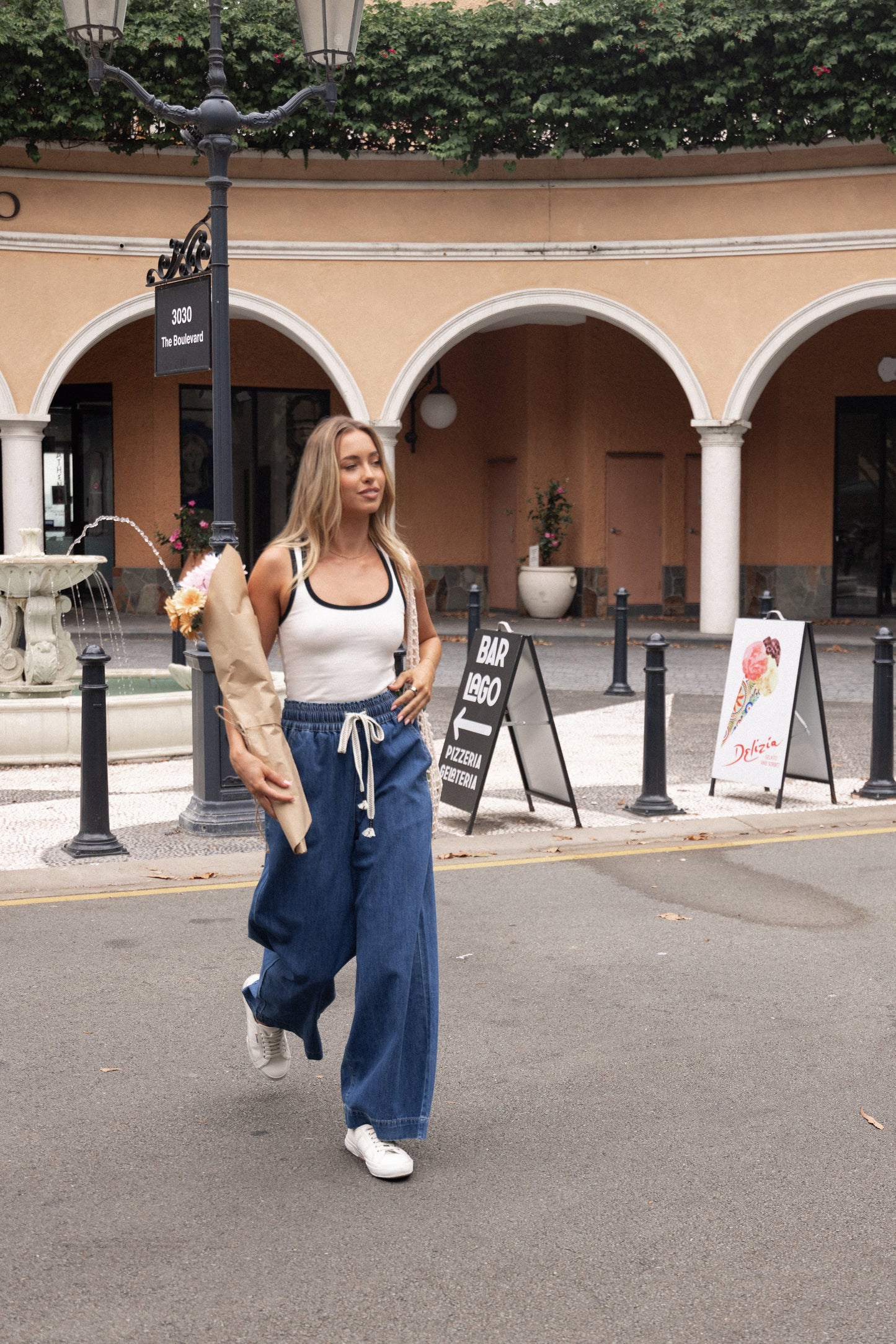 Women's Wide Leg Denim Pants – High Waisted Elastic Waist Cotton Jeans for Casual & Everyday Wear