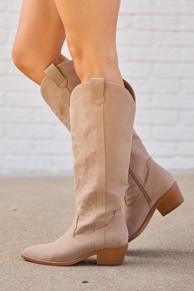 Women's Cowboy Boots – Tan Pointed Toe Tall Western Boots with 17 Inch Shaft for Casual & Country Wear