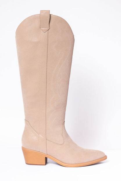 Women's Cowboy Boots – Tan Pointed Toe Tall Western Boots with 17 Inch Shaft for Casual & Country Wear