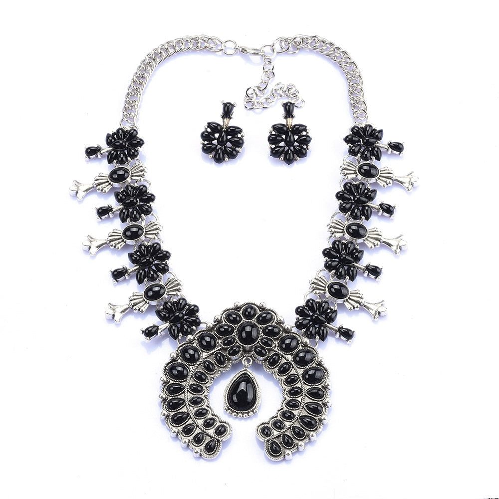 Zahara Collection | Necklace and Earring Set with Elegant Turquoise Design | Timeless Jewelry for Unique Style